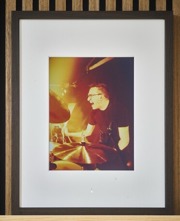 Color tones do not appear as intense on E Ink as on a print.