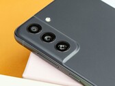 The Galaxy S21 FE. (Source: NextPit)