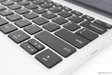 Elongated Shift key at the expense of shorter Up and Dn arrow keys