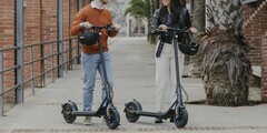 The Segway Ninebot F2 electric kickscooter offers up to 25 miles range on single charge (Image source: Segway)