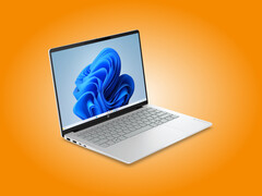 The OmniBook 5 14 in a Glacier Silver finish with Intel Wildcat Lake processors.