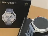 The Watch GT 5 has already been unboxed in China. (Image source: Bilibili)