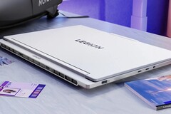 Lenovo Legion 7i 16 Gen 10 comes it at just under 2 kg while offering Arrow Lake-HX processor options (Image source: Lenovo)