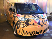 Volkswagen officially delays US launch of long-wheelbase ID. Buzz until 2028 model year