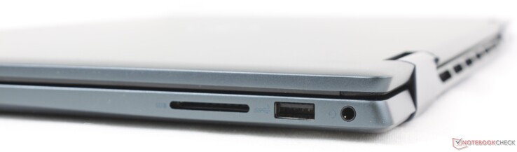 Right: SD card reader, USB-A 3.2 Gen. 1, 3.5 mm headset