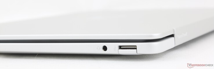 Right: 3.5 mm headset, USB-A (10 Gbps)