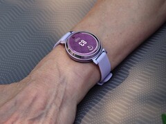 The Garmin firmware version 7.10 update is now available for the Lily 2 smartwatch. (Image source: Garmin)