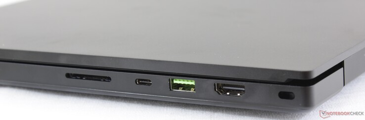 Blade Pro 17 ports are more widely spaced