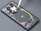 The first teardown of the Xiaomi 14 Ultra also provides a few camera tests and measurement results of the flagship hardware. (Image: WekiHome)