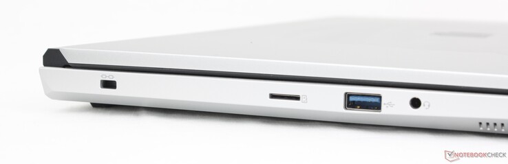 Left: Kensington lock, MicroSD reader, USB-A 3.2 Gen. 1, 3.5 mm headset,