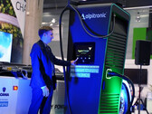 The first MCS stations will be 1MW and have Tesla or CCS chargers, too (image: CharIN)