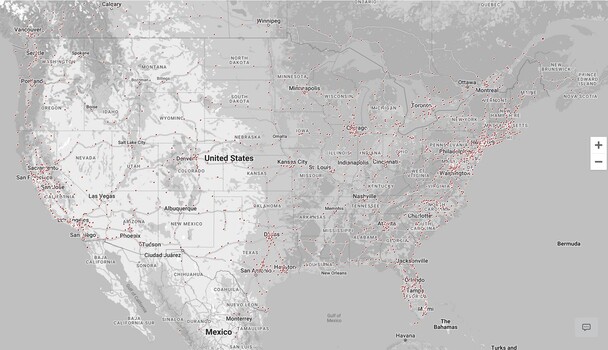سوپرشارژرهای تسلا در چشم انداز آمریکای شمالی پراکنده هستند و تعداد آنها را به هزاران می شمارند.  (منبع تصویر: تسلا)