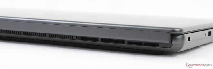 Rear: No ports