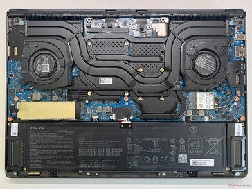 G14 2025 with improved cooling for more powerful GPUs. (Image source: Notebookcheck)