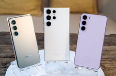 The Galaxy S24 series will likely look like its predecessors, pictured. (Image source: SoyaCincau)