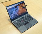 Lenovo ThinkPad X1 Carbon prototype: Current model was planned with 3:2 display and as MacBook-competitor (picture-source: pc.watch.impress.co.jp)