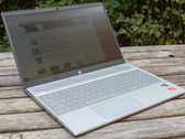 HP Pavilion 15 (AMD Ryzen 5 2500U, Vega 8) Laptop Review