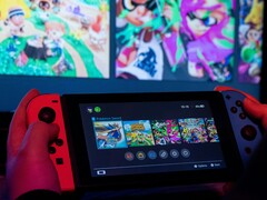 Despite growing digital revenue, many Nintendo players continue to buy cartridges.