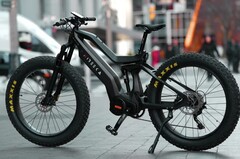 The Nireeka Mega eMTB has a 1500W Bafang motor. (Image source: Indiegogo)