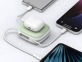 The Silicon Power MP10 power bank charging four devices. (Image source: Silicon Power)