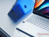 It's not yet clear whether the $700 target price for 2025 Snapdragon X series PCs is for laptops, though (Image source: Notebookcheck)