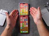Foldable iPhone design model hands-on (edited).