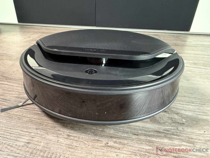 Front of the robot vacuum with LiDAR