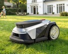 The Litheli Skope 800 AI-Vision robotic lawn mower does not require owners to set up boundary wires prior to autonomous lawn mowing. (Image source: Litheli)
