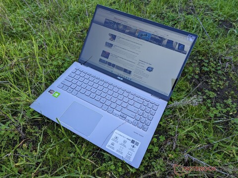 The GeForce MX450 is falling behind: Asus ZenBook Flip 15 Q508U convertible review