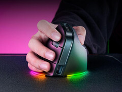 Razer Pro Click V2 Vertical Edition grip (Image source: Razer PR)