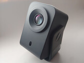 The TCL C1 portable projector offers good image quality and free live TV. (Image source: Notebookcheck)