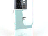 OnePlus sells the 10T in three SKUs. (Image source: NotebookCheck)