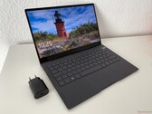 Samsung Galaxy Book S Hands-on: Extremely light and long battery runtime