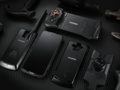 The Doogee S90 comes with 4 modules: the powerbank, the night vision camera, the walkie-talkie and the game controller. (Source: Doogee)