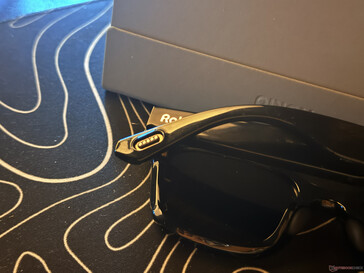 The magnetic charging connector