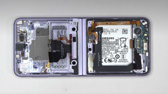 The Galaxy Z Flip 3 has received its first teardown. (Image source: PBK Reviews)