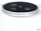 The Zeiss camera of the Vivo X200 Ultra successor in 2026 will be the first and the only one with a dual-200 megapixel assembly. (Image source: Notebookcheck)