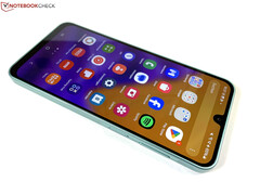 The Galaxy A17 will run the same SoC as the Galaxy A16 pictured here (image source: Notebookcheck)