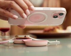 The Twelve South ButterFly SE 2-in-1 Qi2 charger is a new charging solution for iPhones and more. (Image source: Twelve South)