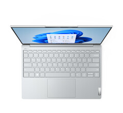 Yoga Slim 7i Carbon in Moon White. (Image source: Lenovo)