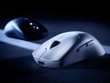 Close up of the Elecom VM800 white variant. (Image source: Elecom)