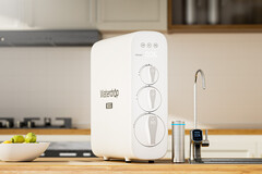 The Waterdrop Filter G3P800 is a tankless RO system with UV sterilization