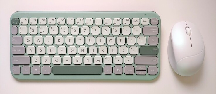 Nature-inspired colors. (Image source: Notebookcheck)