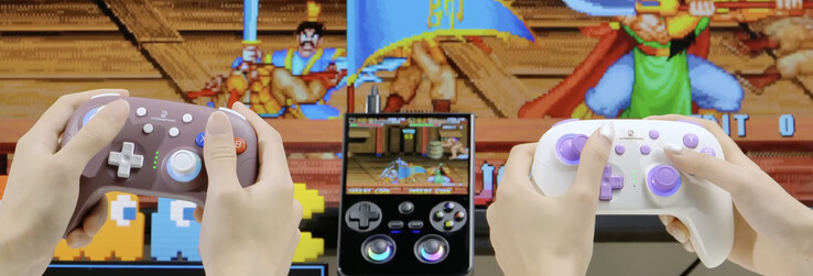 The RG477V connected to an external display with two RG P01 controllers connected. (Image source: Anbernic)