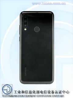 Triple-cam setup with LED flash and circular fingerprint reader on the back (Source: TENAA)