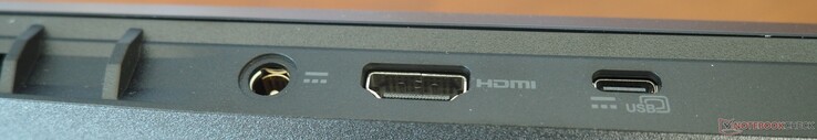 Rear: DC-in, HDMI 2.1-out, USB4 (with DisplayPort 1.4-out and Power Delivery)