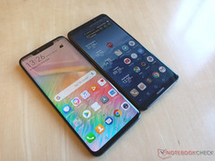 Mate 20 Pro (left) vs. Mate 10 Pro (right)