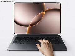 The Xiaomi Pad 7 Ultra will feature a 12,000 mAh battery. Pictured: the tablet with accessories. (Image source: Xiaomi)