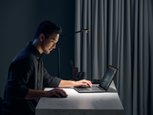 The Zenbook Pro 15 Flip OLED has a 96 Wh battery and weighs 1.8 kg. (Image source: ASUS)