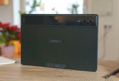 The Lenovo Yoga Tab Plus boasts an admirable spec sheet and lots of included accessories despite its affordable pricing. (Image source: Florian Schmitt)